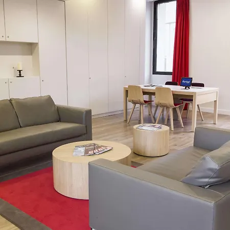 Kyriad Paris Est - Bois De Vincennes 3*