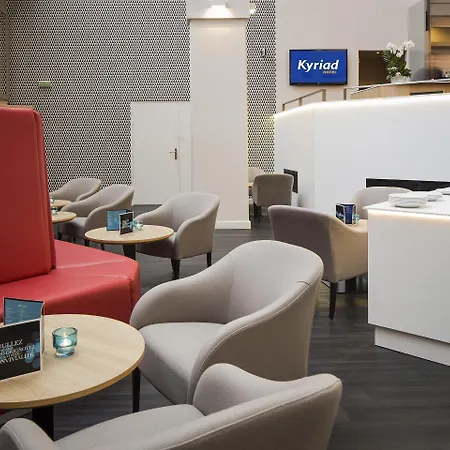 Kyriad Paris Est - Bois De Vincennes 3*