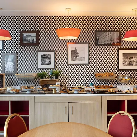Kyriad Paris Est - Bois De Vincennes Hotel 3*