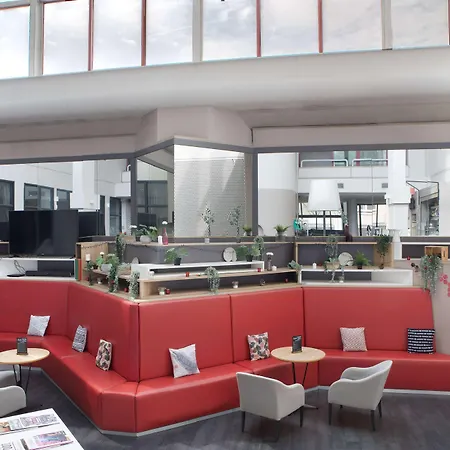 Hotel Kyriad Paris Est - Bois De Vincennes Saint-Maurice (Val-de-Marne)