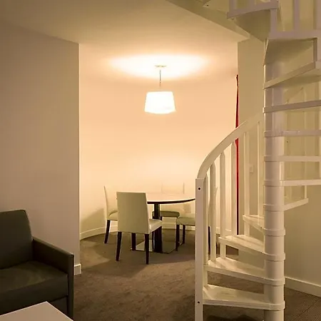 Kyriad Paris Est - Bois De Vincennes 3*