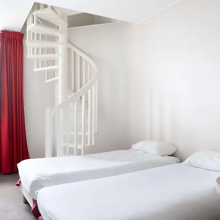 Kyriad Paris Est - Bois De Vincennes 3*